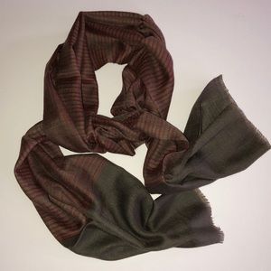 Amazing pashmina scarf you will love for ever.